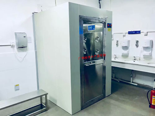 冷板烤漆四人雙吹風(fēng)淋室(產(chǎn)品圖片單開(kāi)門) 冷板烤漆四人雙吹風(fēng)淋室(產(chǎn)品圖片單開(kāi)門)