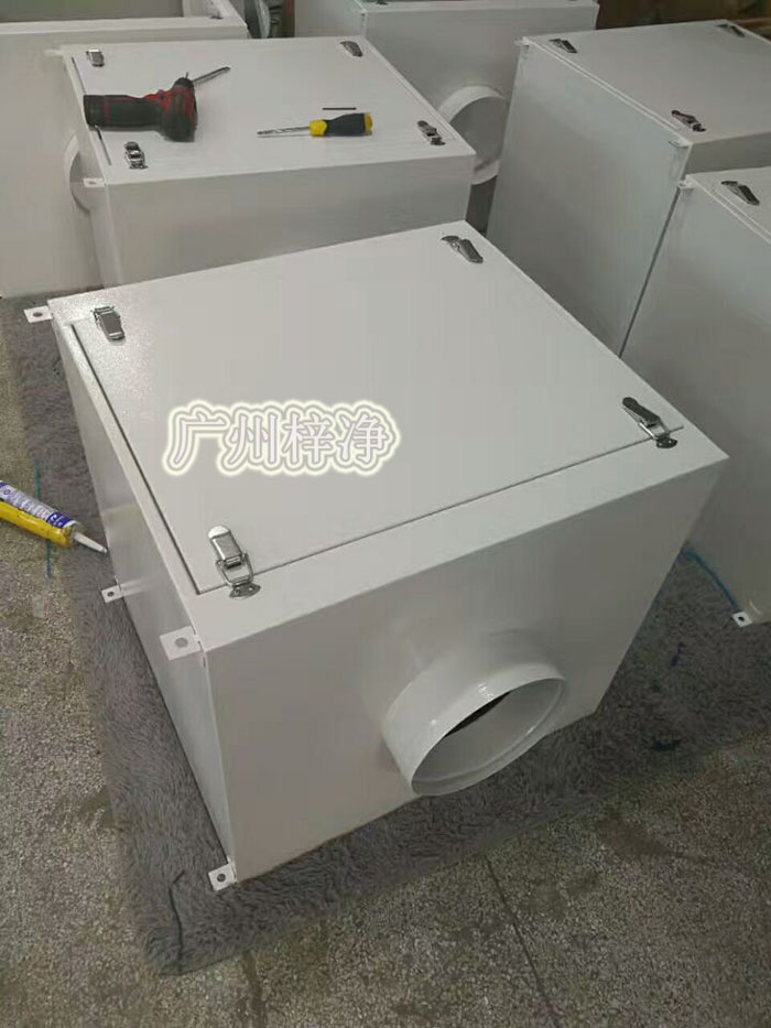 增壓新風柜根據所需風量的風壓不同,在電機功率適用范圍內調整風機轉速,達到所需效果; 增壓新風柜根據所需風量的風壓不同,在電機功率適用范圍內調整風機轉速,達到所需效果;