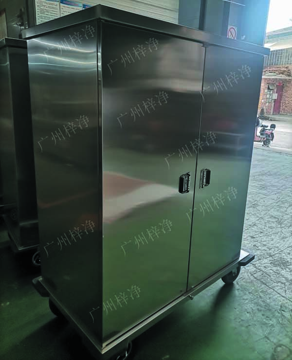 一次性物品電動(dòng)轉(zhuǎn)運(yùn)車采用304拉絲不銹鋼板面板厚度:≥1.2mm,表面作拉絲亞光處理。 一次性物品電動(dòng)轉(zhuǎn)運(yùn)車采用304拉絲不銹鋼板面板厚度:≥1.2mm,表面作拉絲亞光處理。