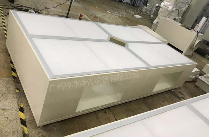 層流送風天花分為I、II、III級手術室用