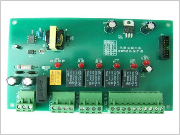 風淋室控制器副板特寫 風淋室控制器副板特寫