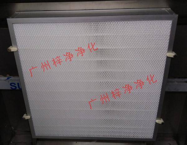 雙開門除塵風(fēng)淋室高級(jí)過濾圖片 雙開門除塵風(fēng)淋室高級(jí)過濾圖片